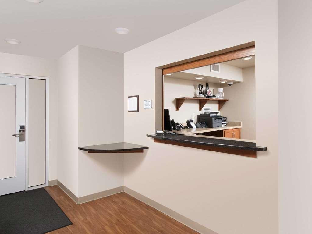 Extended Stay America Select Suites - Akron - South Portage Lakes Interiør bilde