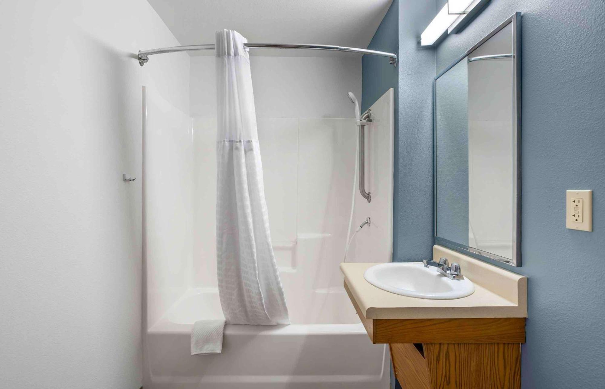 Extended Stay America Select Suites - Akron - South Portage Lakes Eksteriør bilde