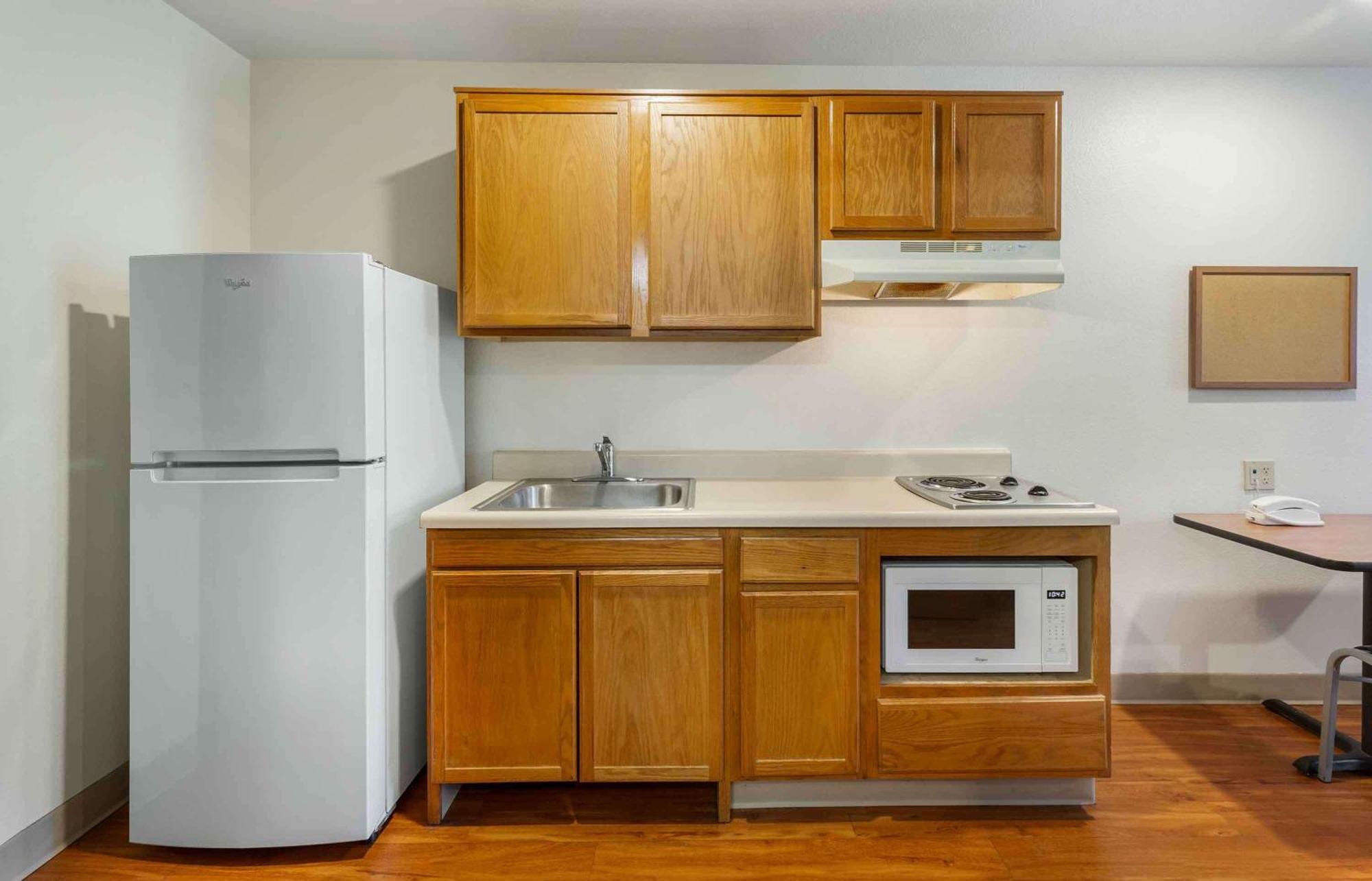 Extended Stay America Select Suites - Akron - South Portage Lakes Eksteriør bilde
